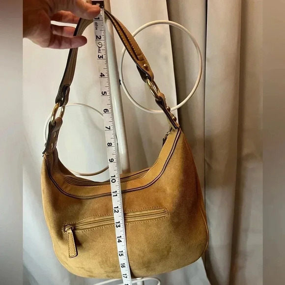 Liz Claiborne FAITHE Top Zip Shoulder Bag Purse Tan - Picture 7 of 12